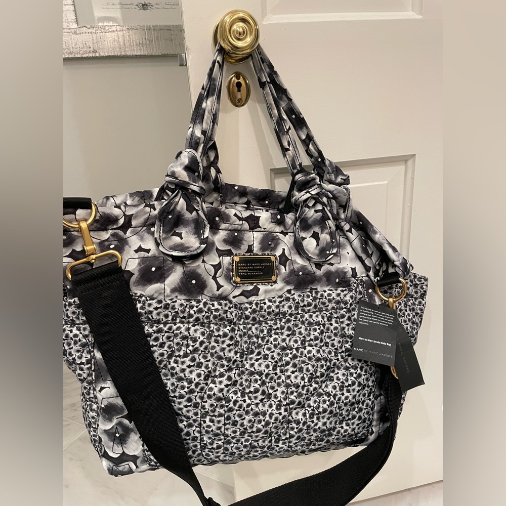 NWT Marc By Marc Jacobs Monochrome Floral Baby Diaper Bag